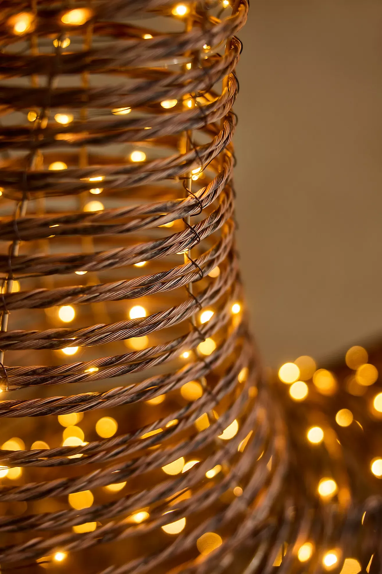 Illuminated Vine Prancing Reindeer