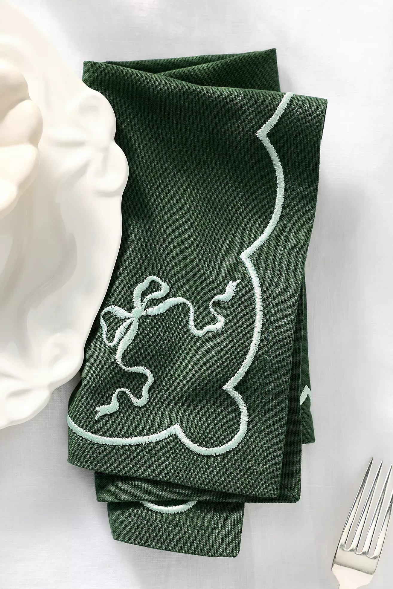 Benedita Bow Cotton Embroidered Napkins, Set of 4