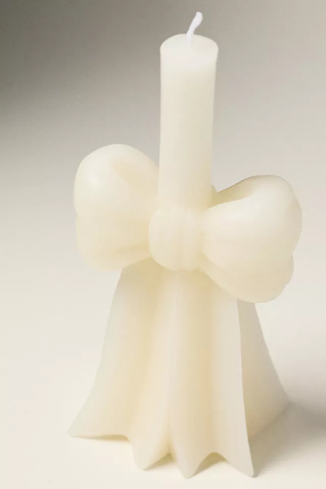 Bow Shaped Wax Candle