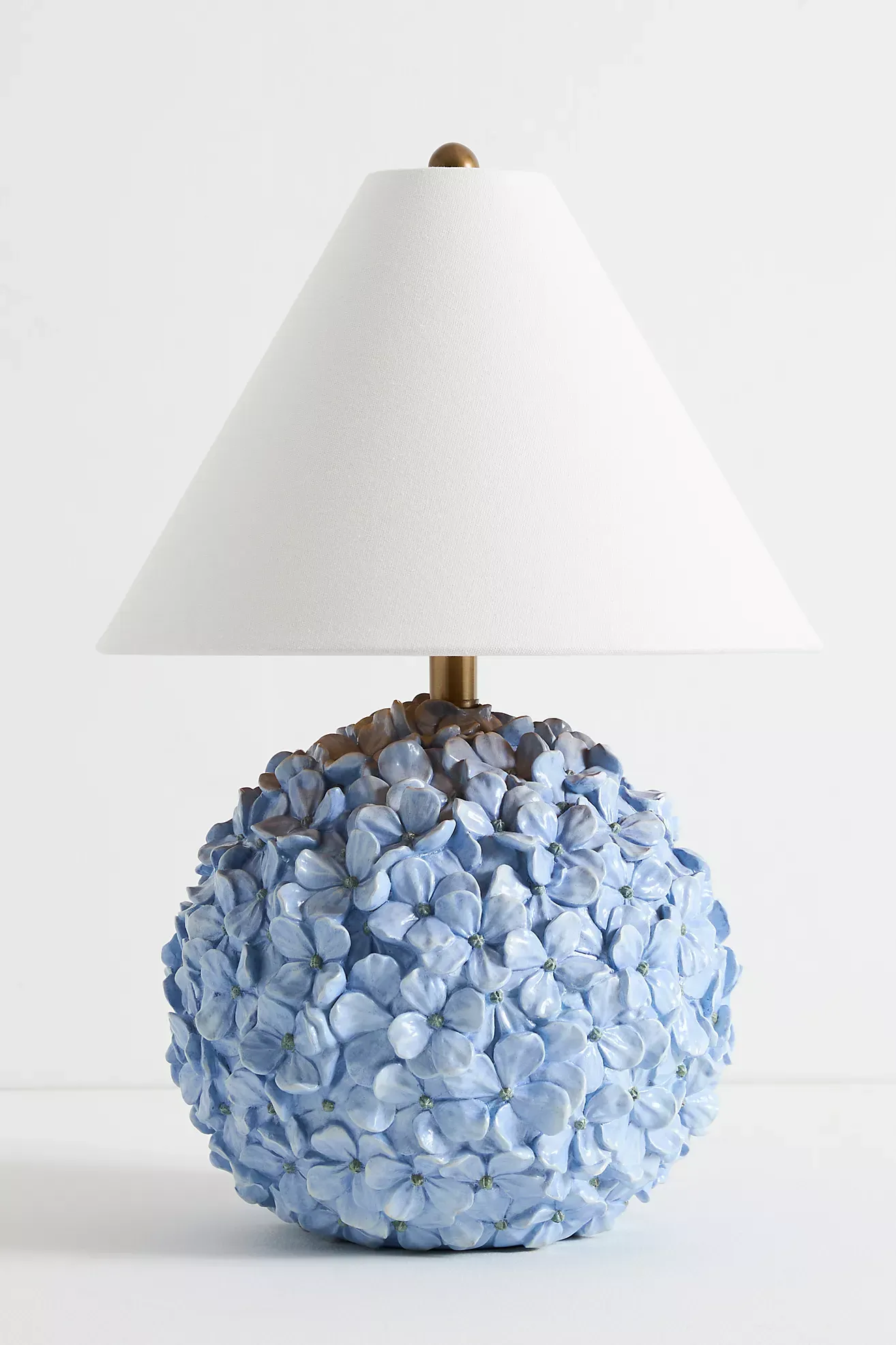Aster Hydrangea Table Lamp