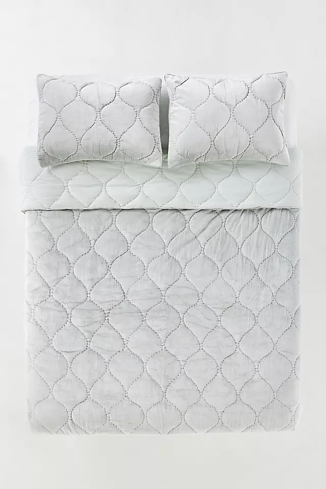 Claire Cotton Velvet Satin Quilt