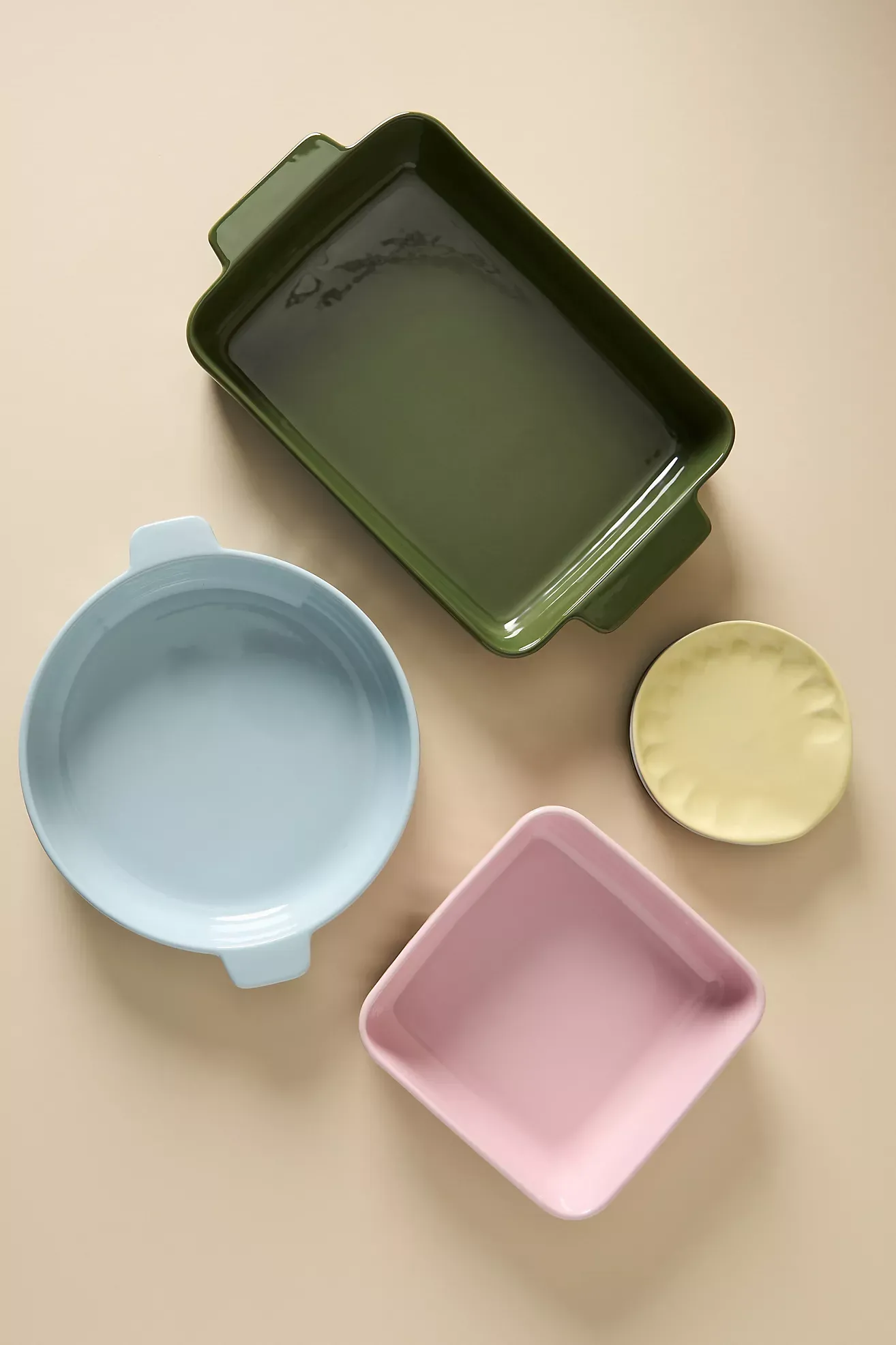 The Latte Stoneware Baking Dish: Amelie Edition