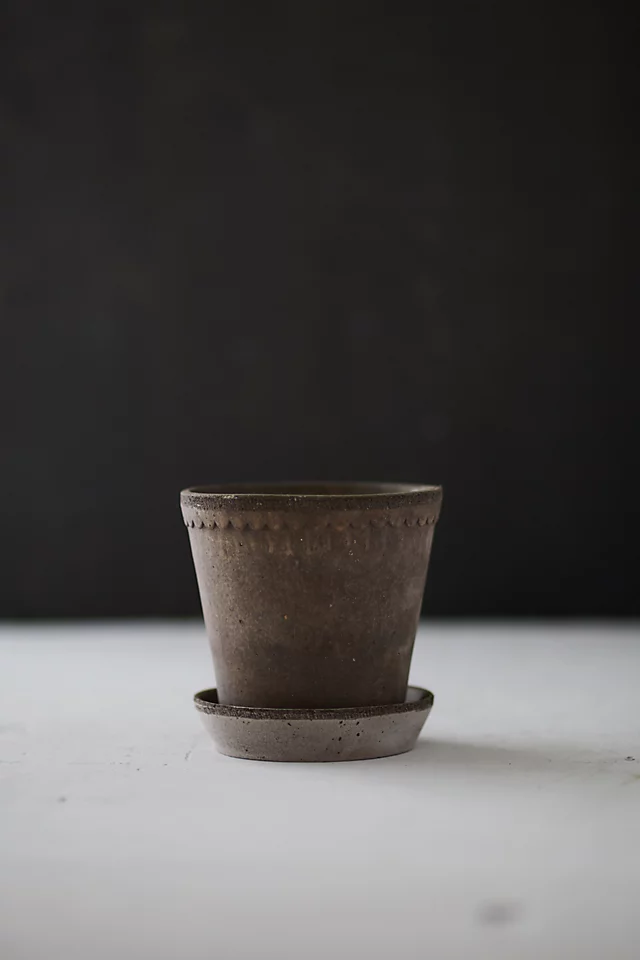 Bergs Helena Terracotta Pot + Saucer Set