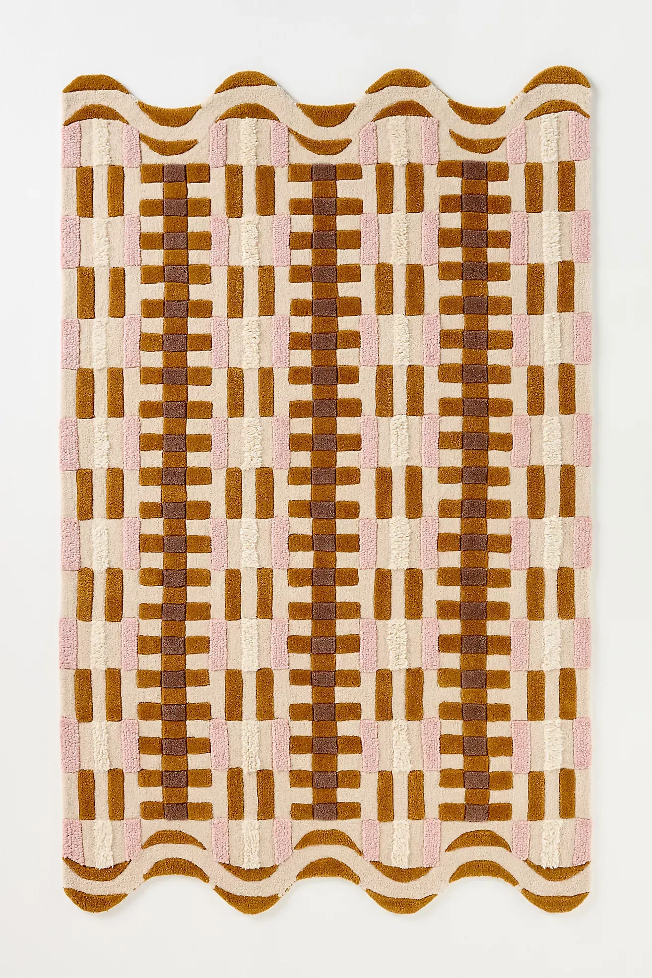 Tufted Wool Geometric Scalloped Rug