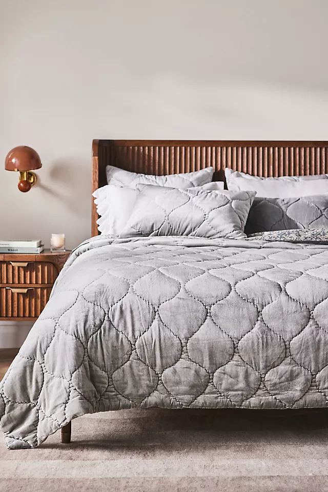 Claire Cotton Velvet Satin Quilt