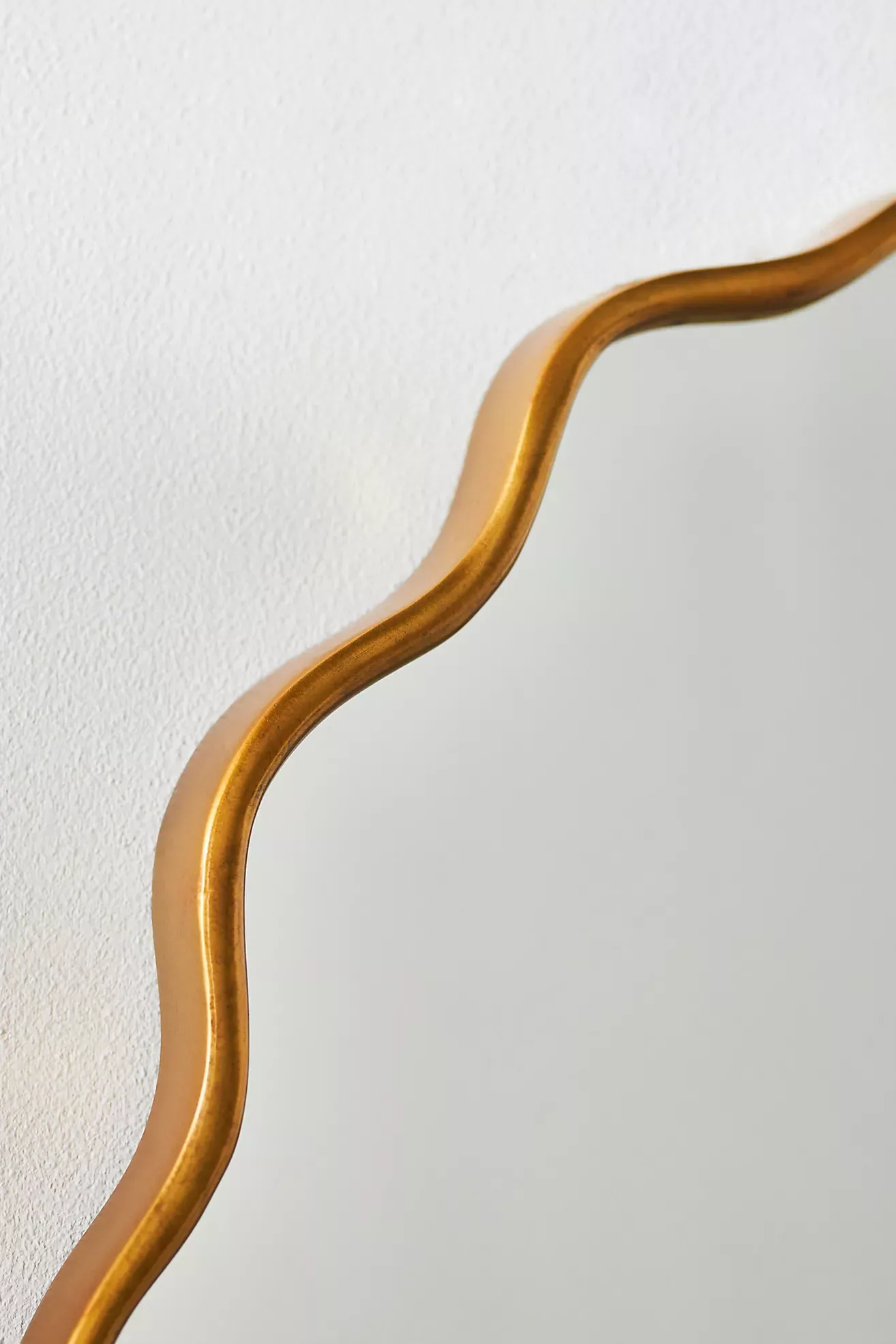 Coquille Scalloped Metallic Oval Wall Mirror