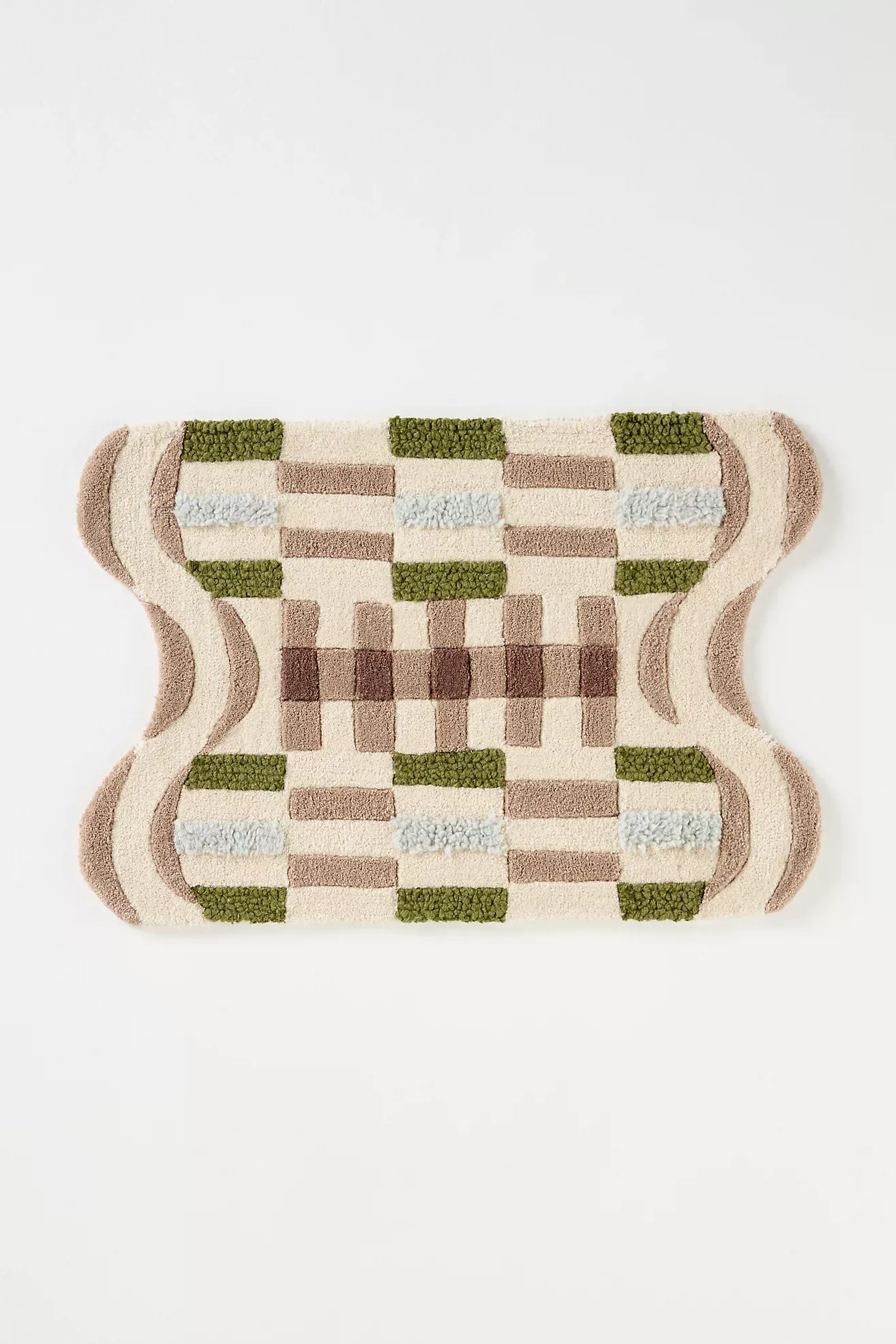 Tufted Wool Geometric Scalloped Rug