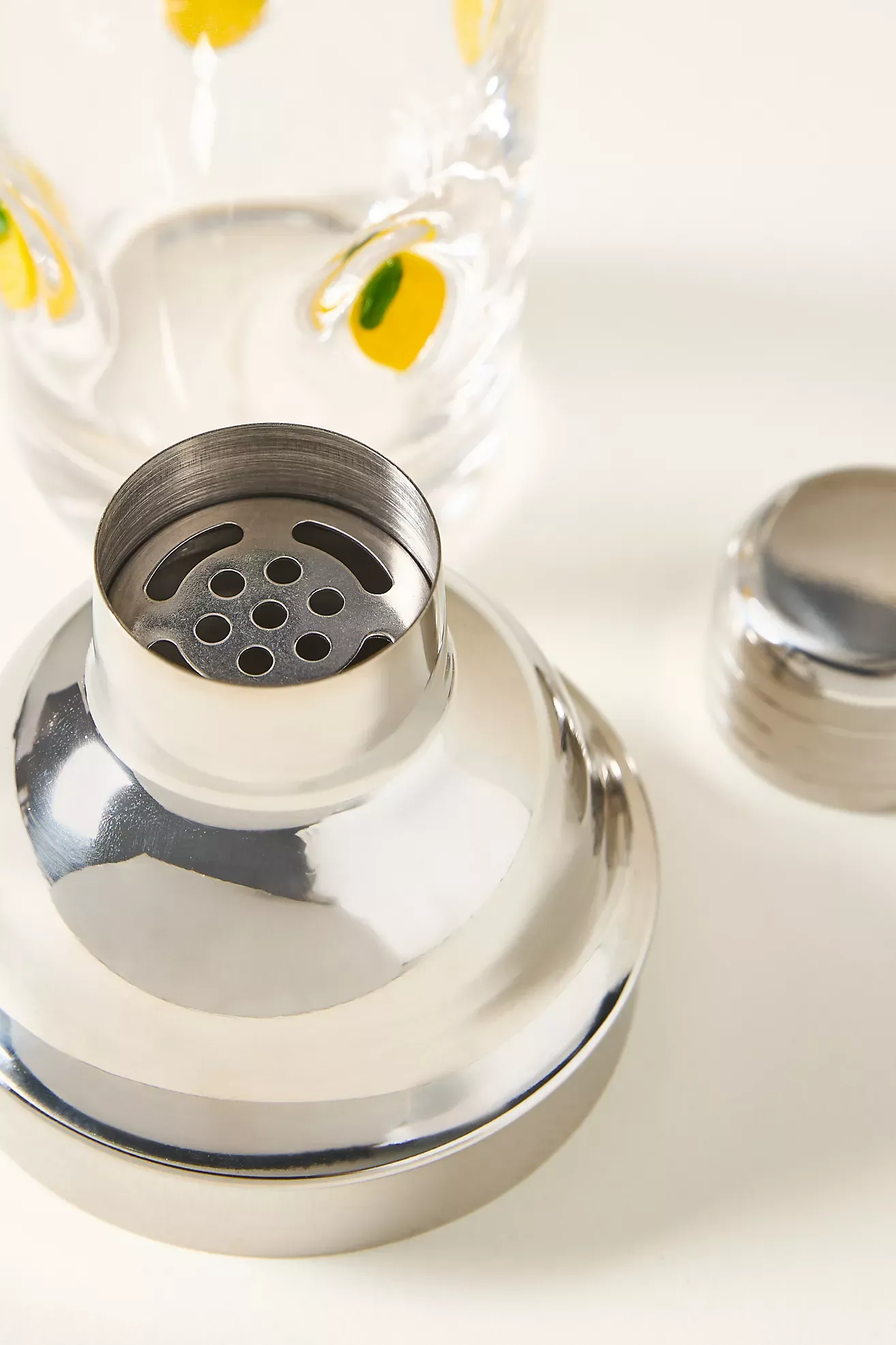 The Icon Cocktail Shaker