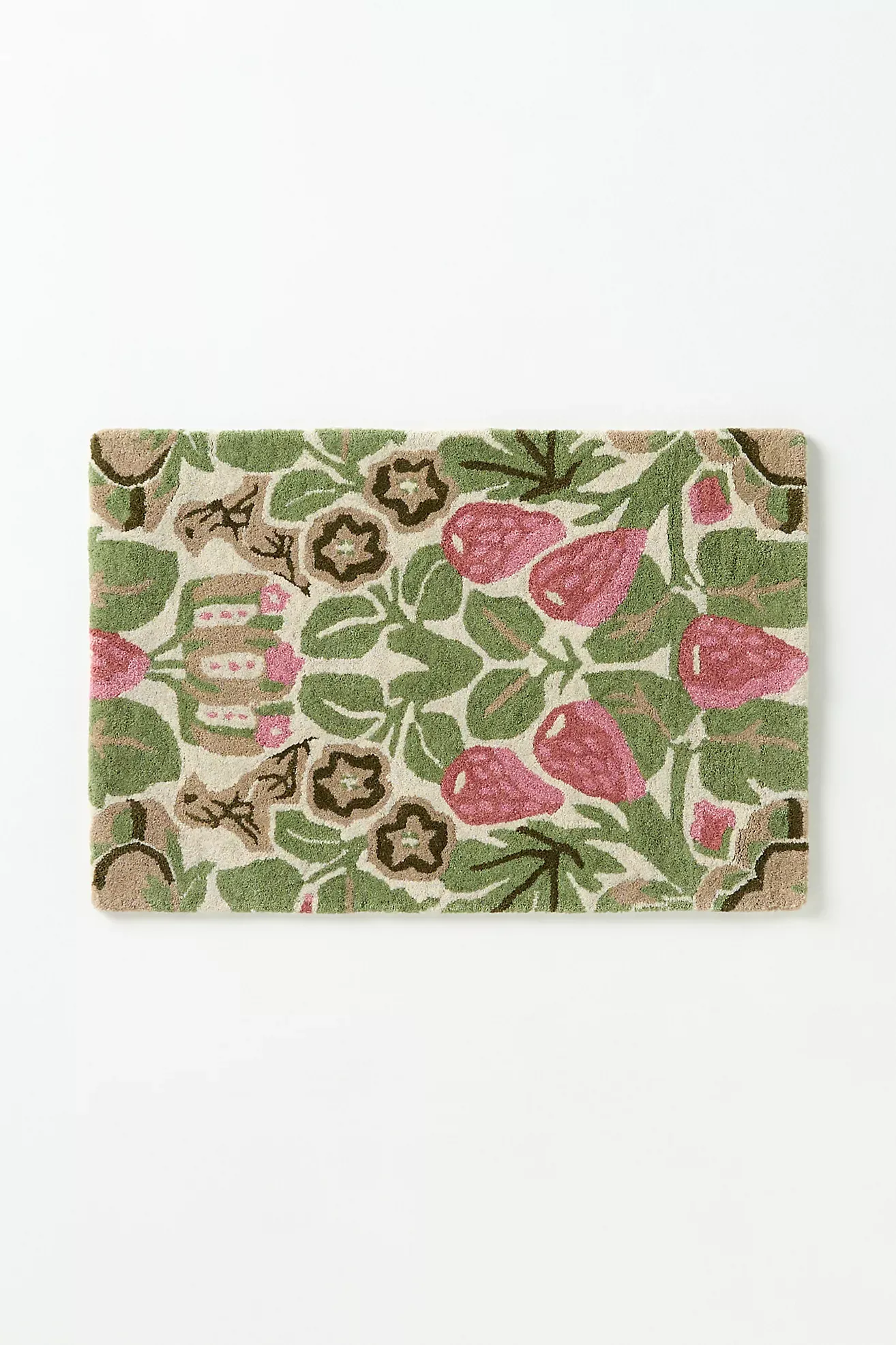 Tufted Wool Strawberry Bird Rug