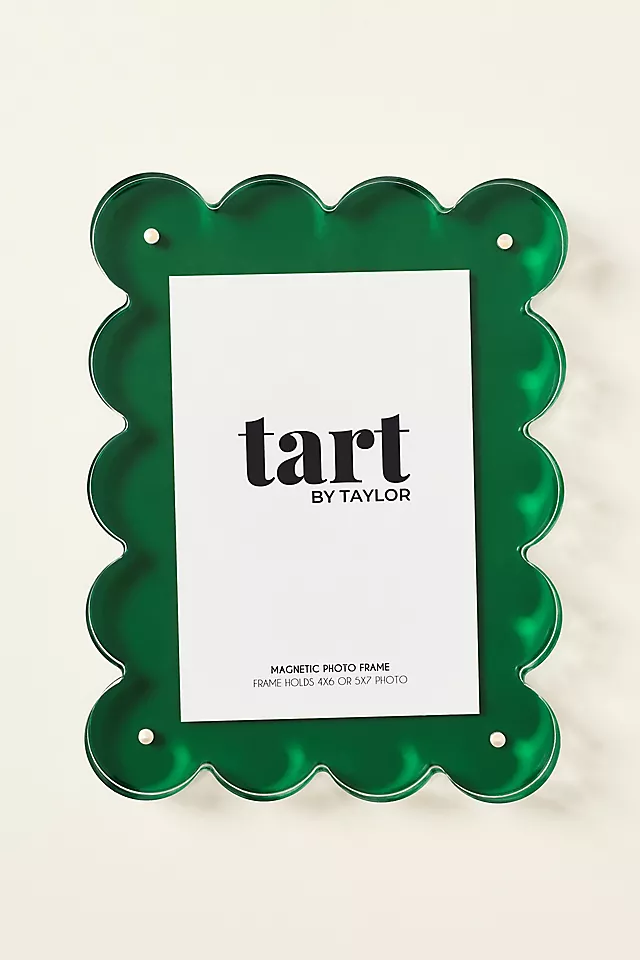 Acrylic Scalloped Picture Frame