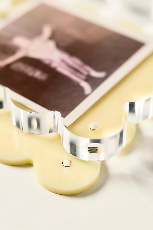 Acrylic Scalloped Picture Frame