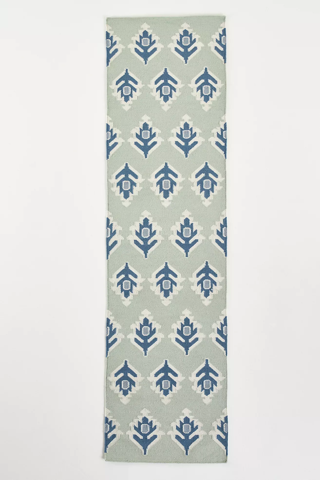 Flatwoven Indoor/Outdoor Floral Rug