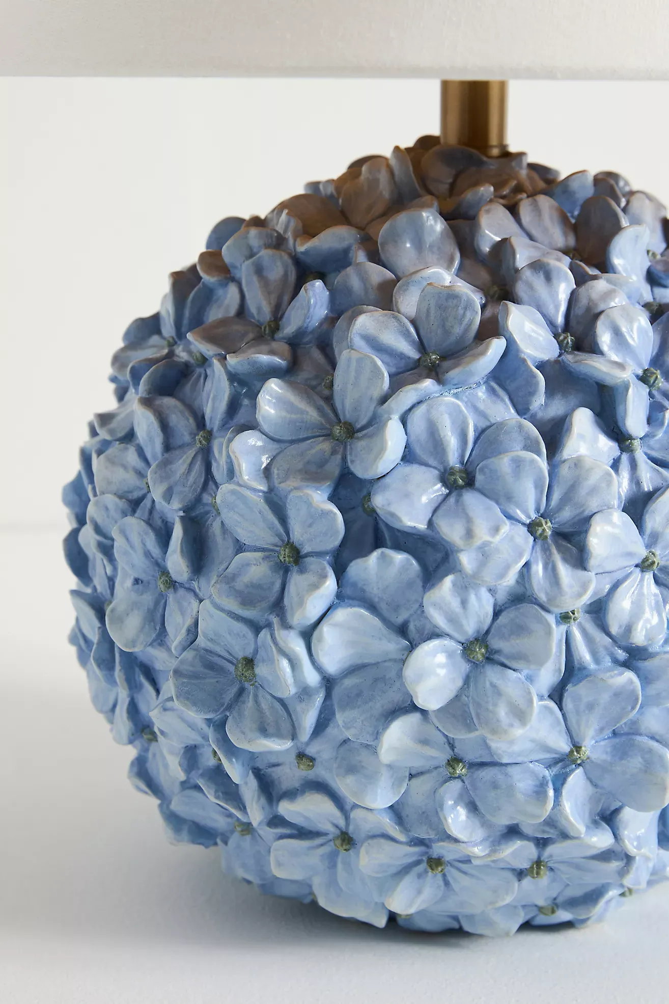 Aster Hydrangea Table Lamp