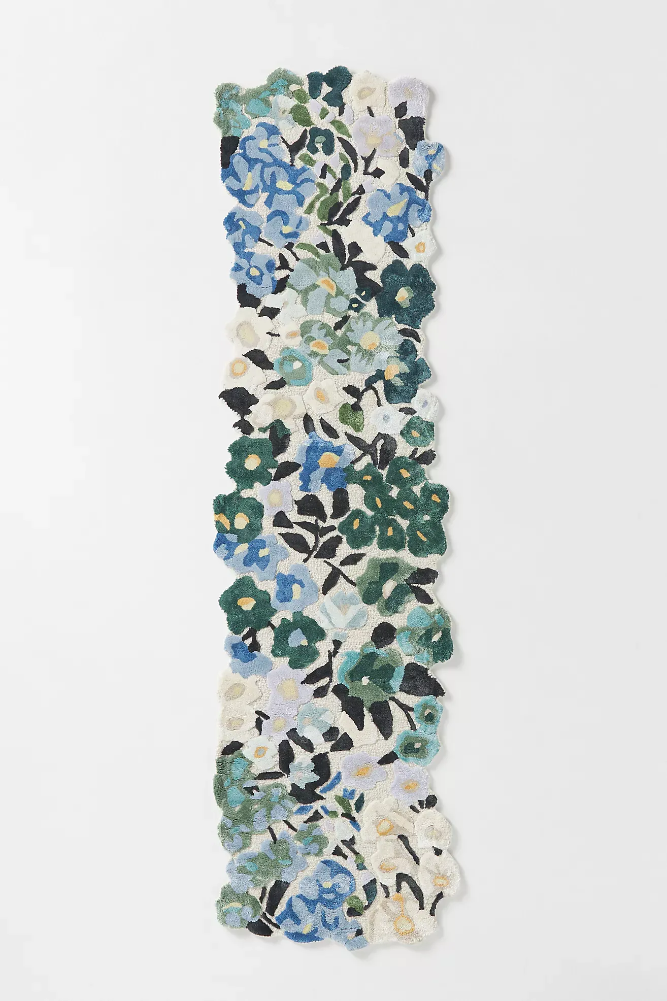 Cassia Wool/Viscose Blend Tufted Floral-Shaped Rug