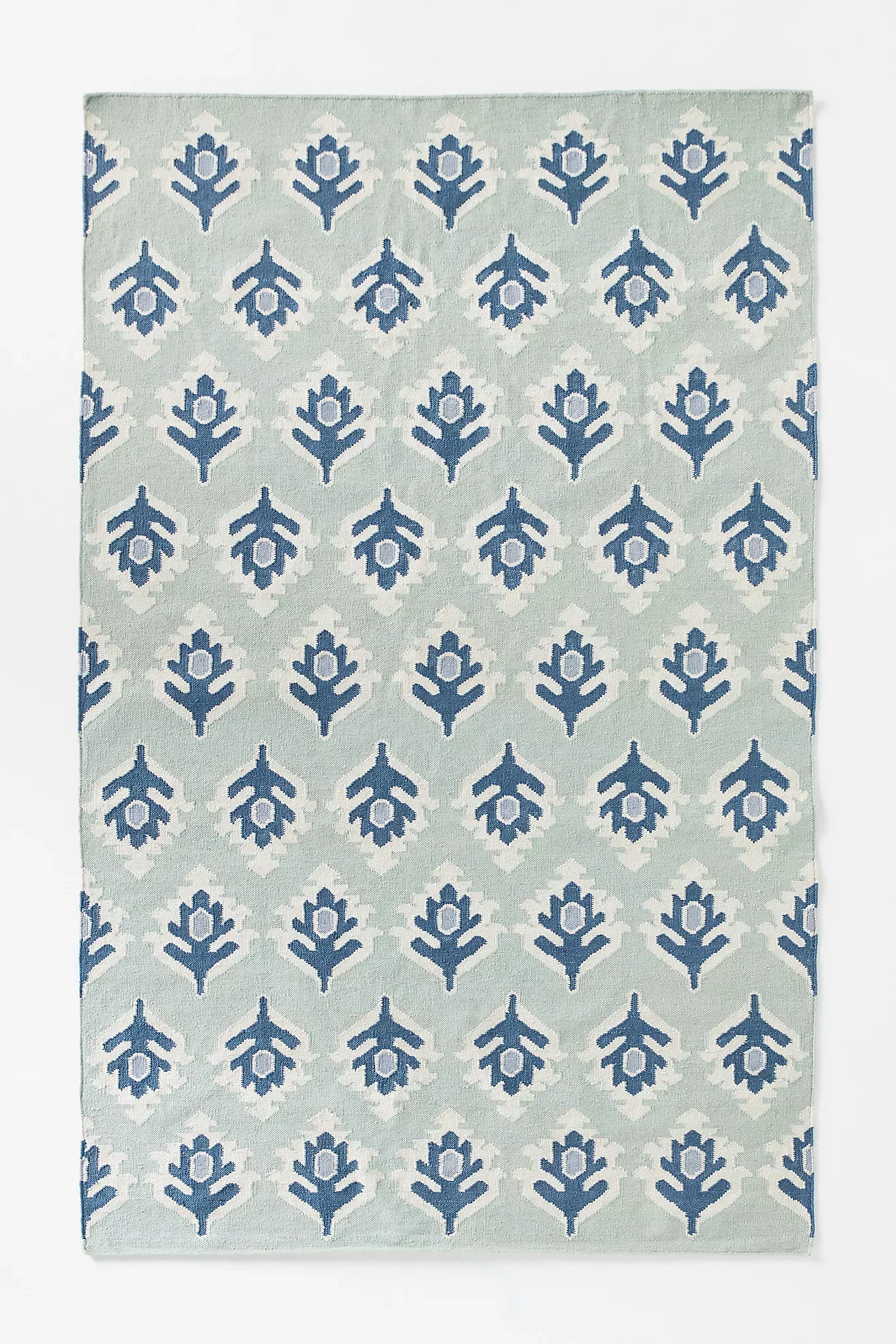 Flatwoven Indoor/Outdoor Floral Rug