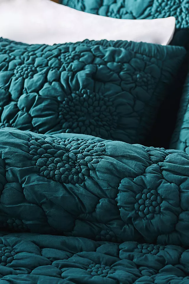 Dahlia Cotton Jersey Floral Quilt