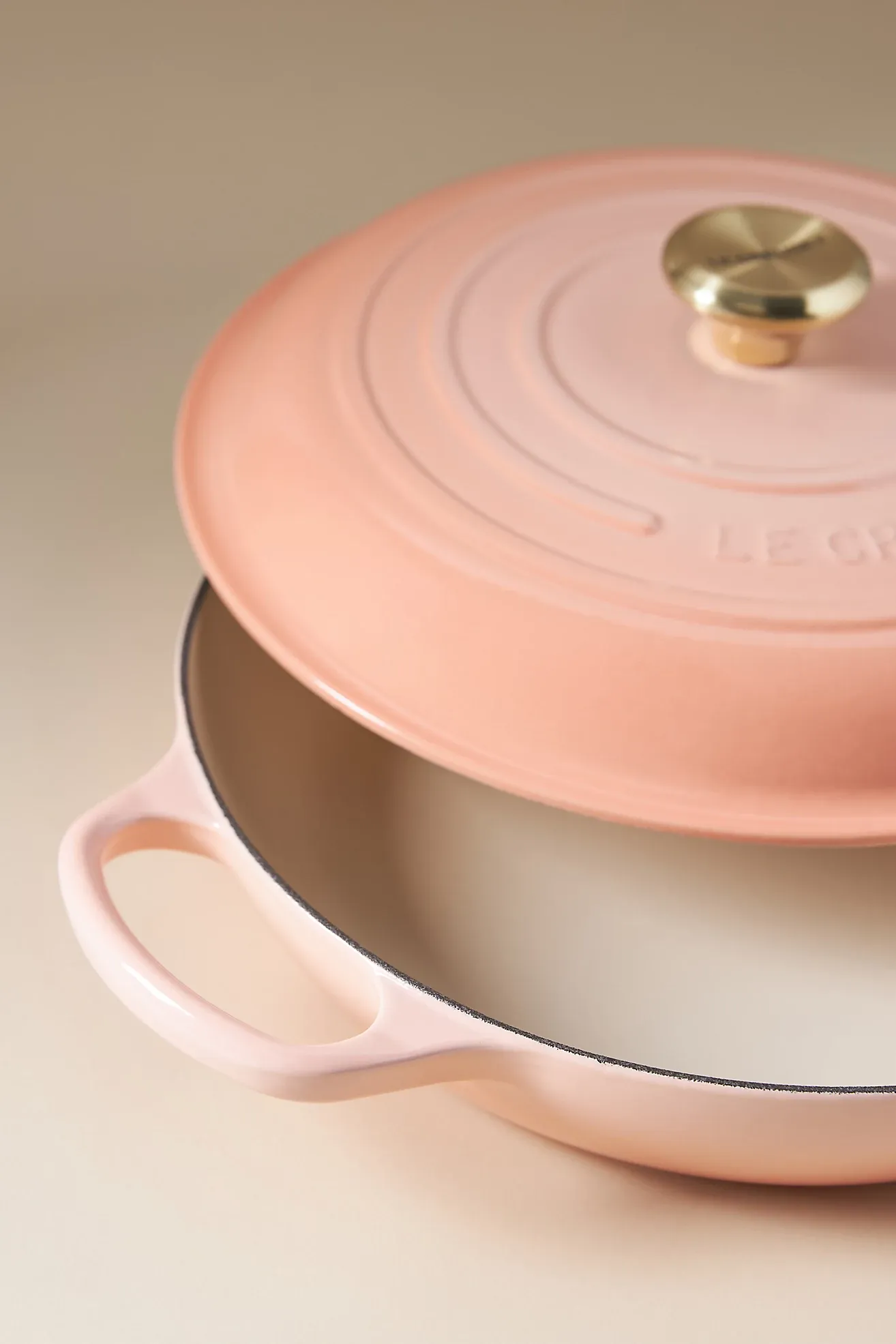 Le Creuset 3.5 QT Signature Everyday Pan
