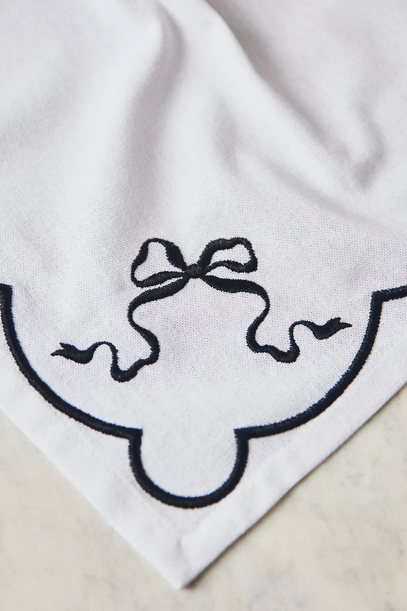 Benedita Bow Cotton Embroidered Napkins, Set of 4
