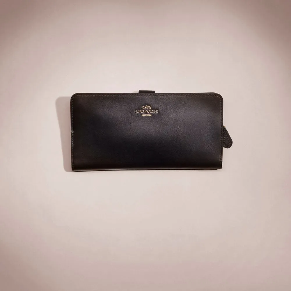 Classic handbags