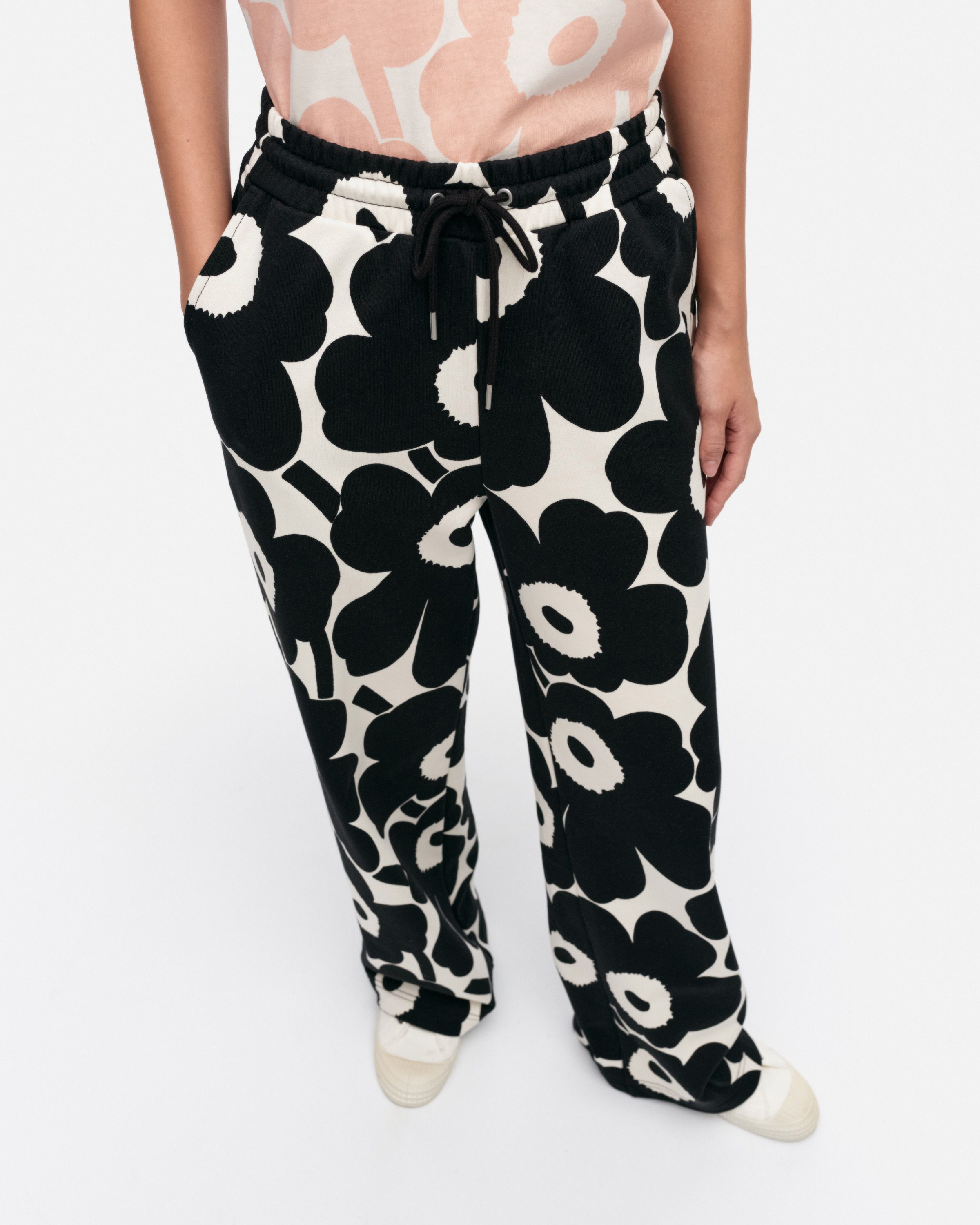 Varret Pieni Unikko Kioski sweatpants