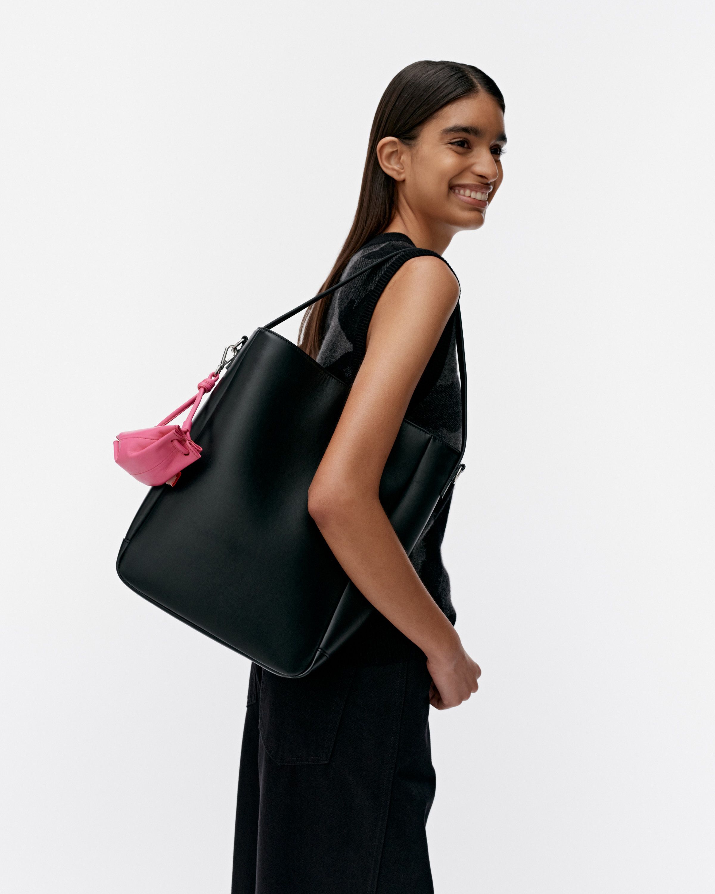 Karla Pocket