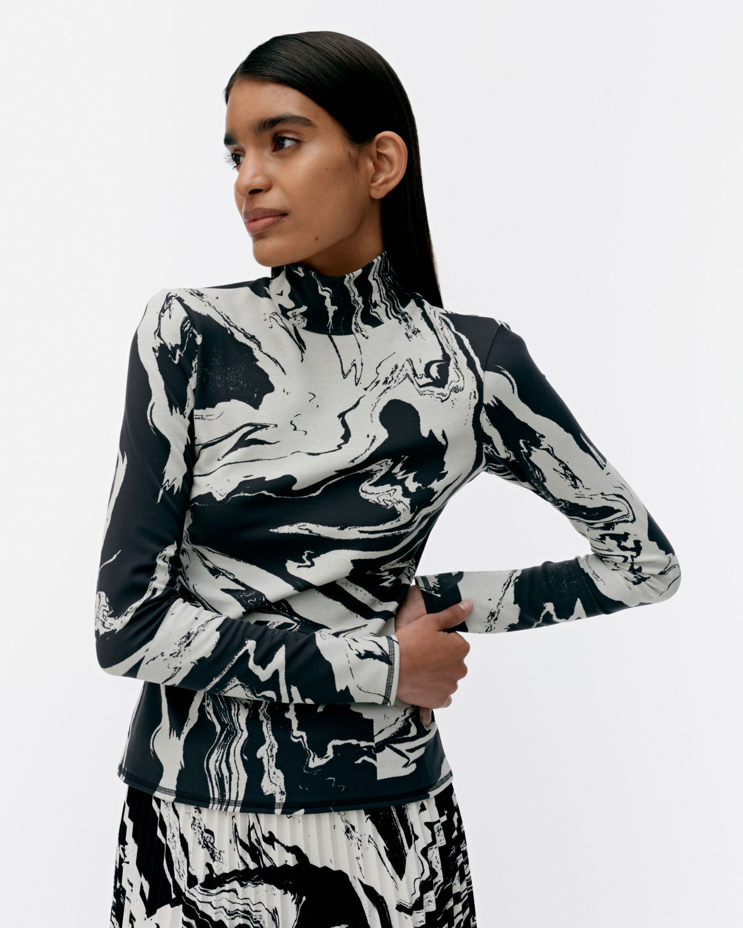 Jäkälä Marras Turtleneck shirt