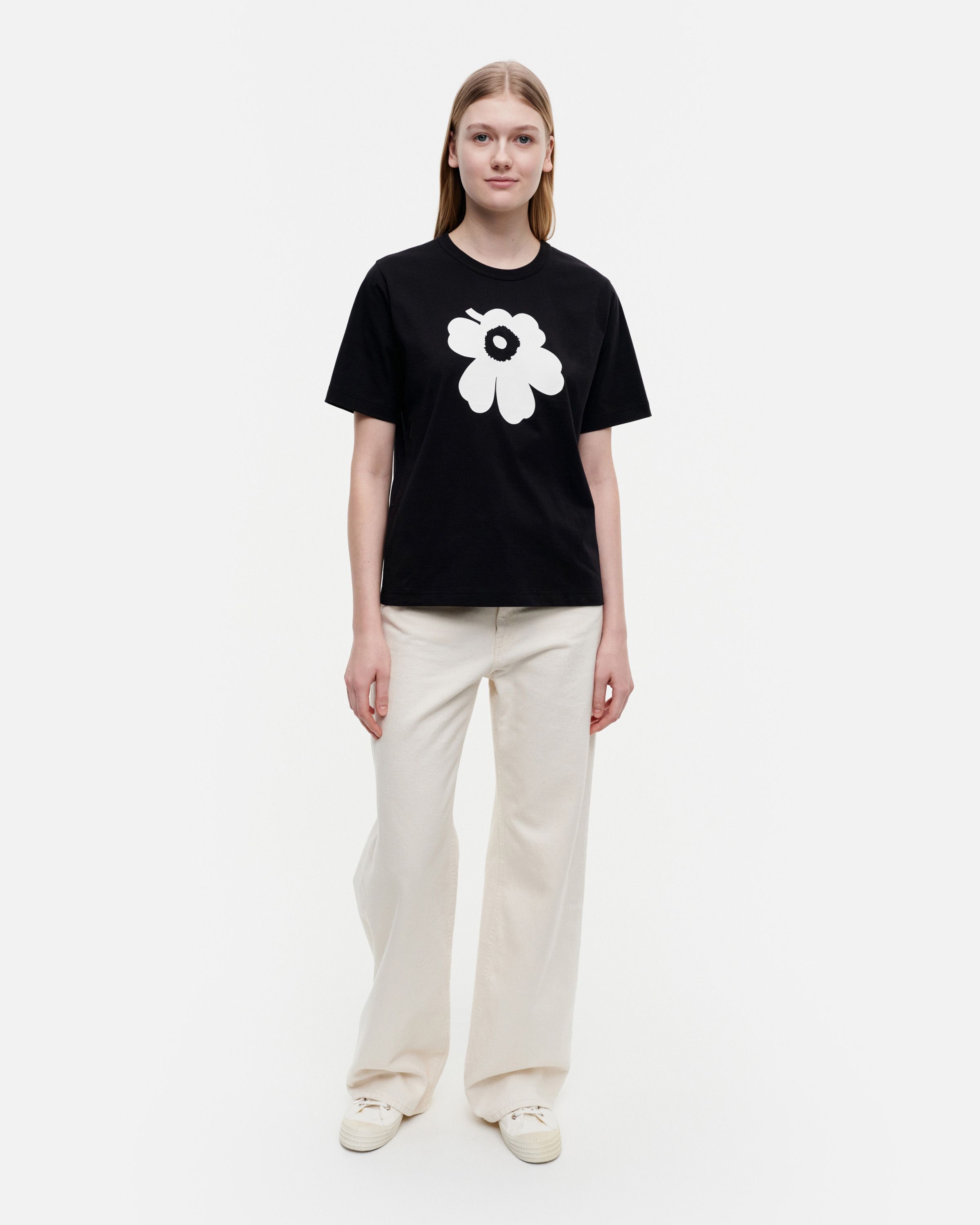 Erna Unikko Placement Kioski t-shirt