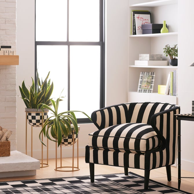 Courtly Check Short Plant Stand