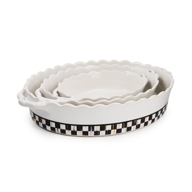 Courtly Check Everyday Large Oval Baker