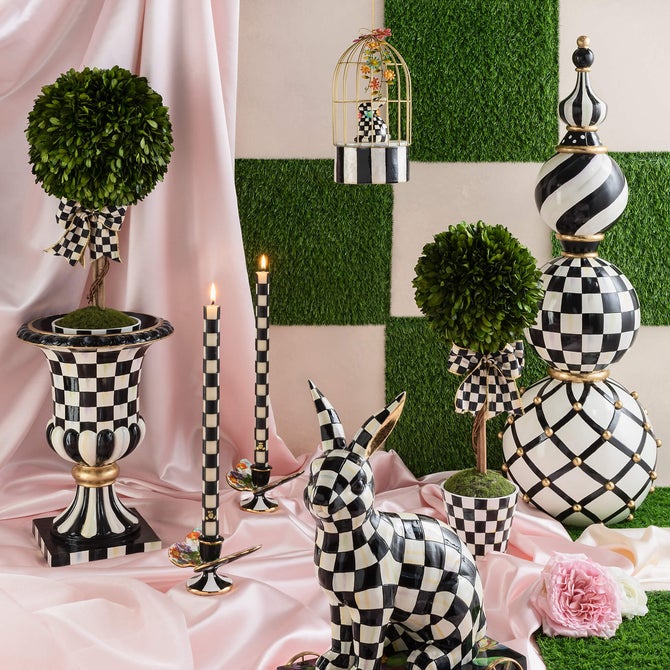 Courtly Check Pedestal Tabletop Urn