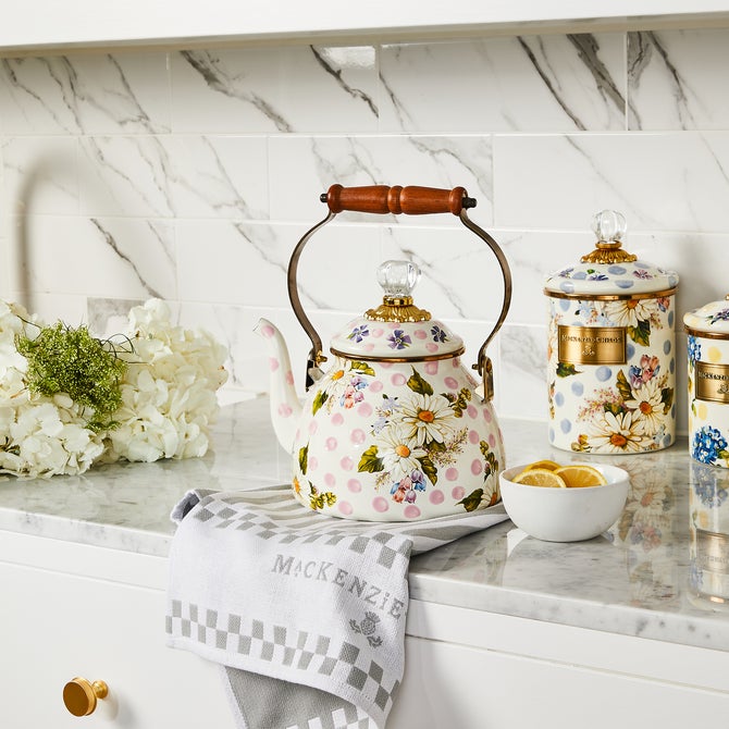 Wildflowers Pink 2 Quart Tea Kettle