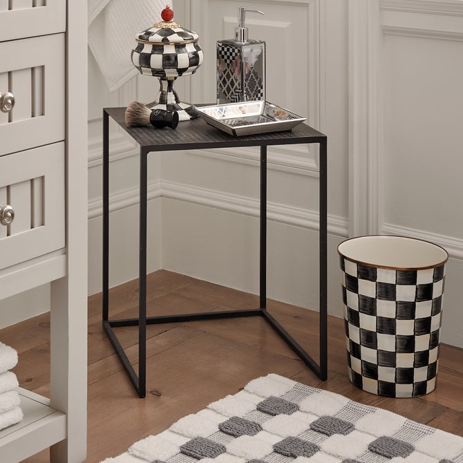 Courtly Check Curiosity Pot