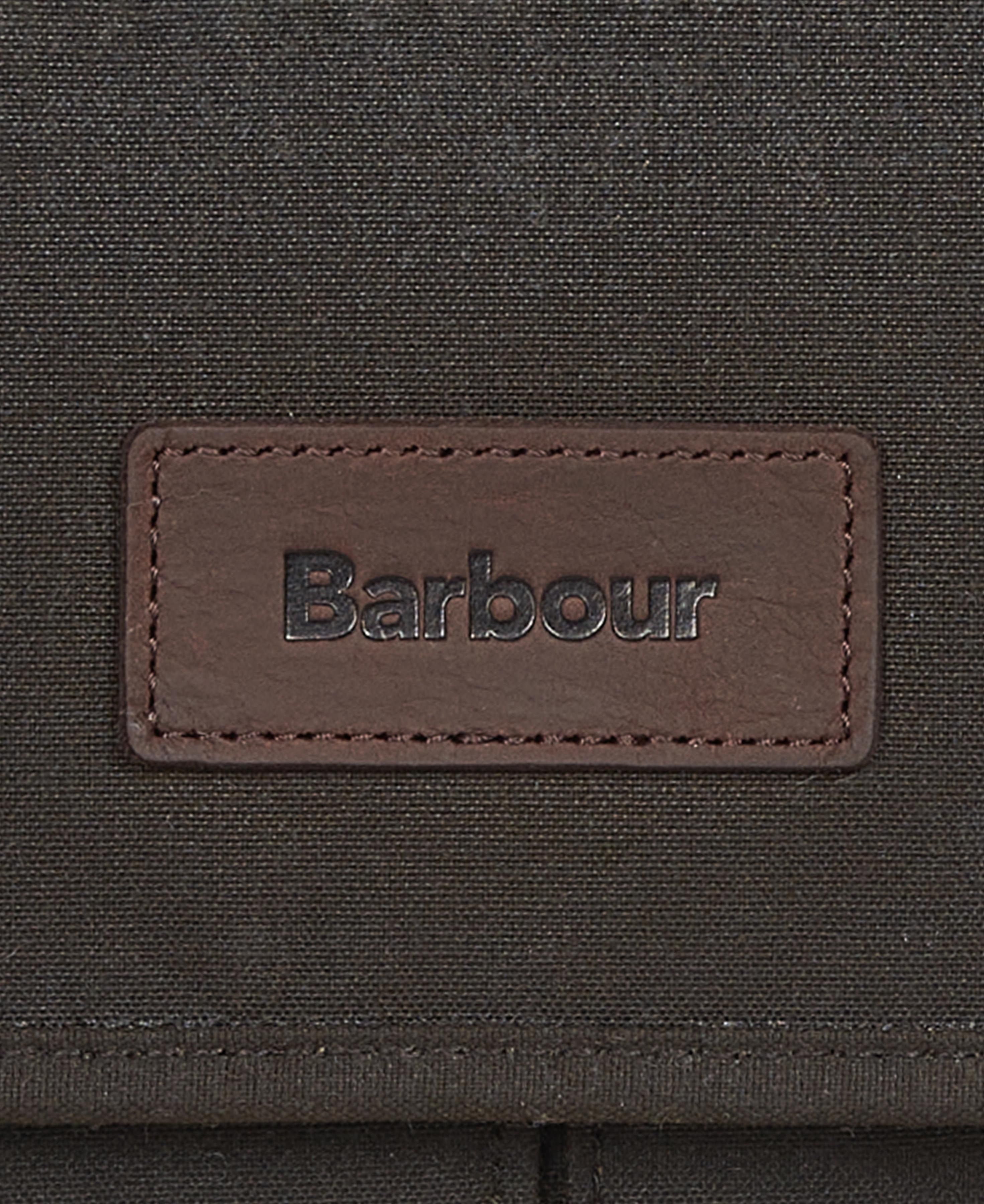 Barbour Essential Wax Messenger bag