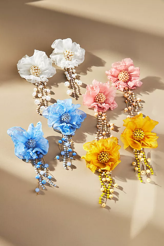 Beaded Flower Earrings WHITE