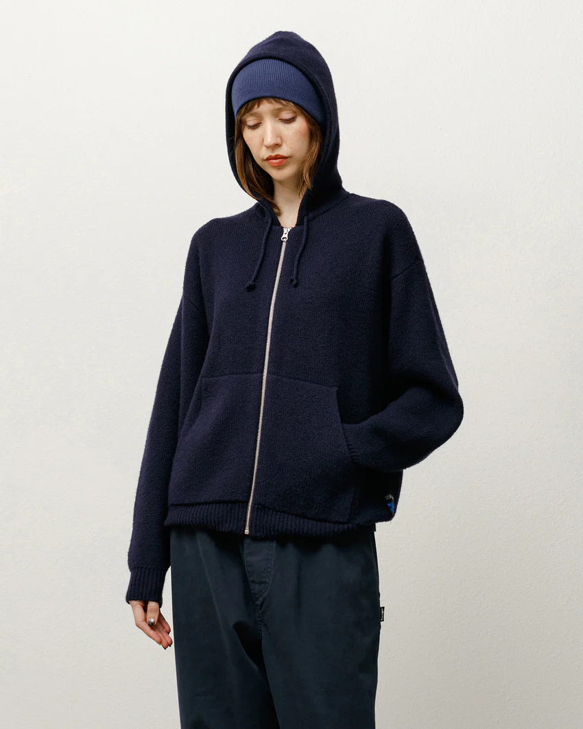 HOODED ZIP SWEATER