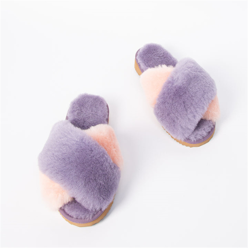 UGG® Criss Cross Multi