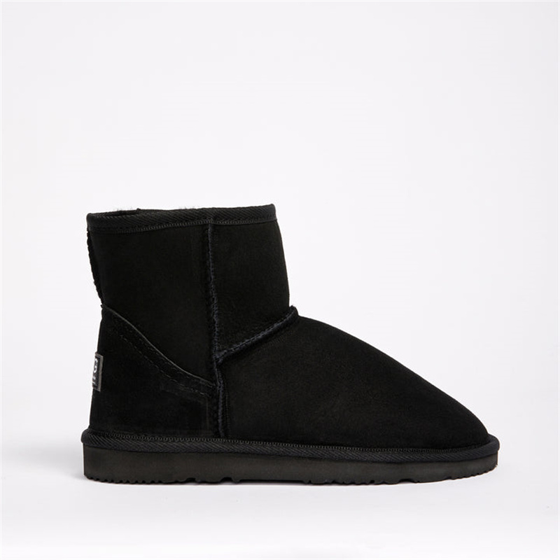 UGG® Women's Classic Mini Natural