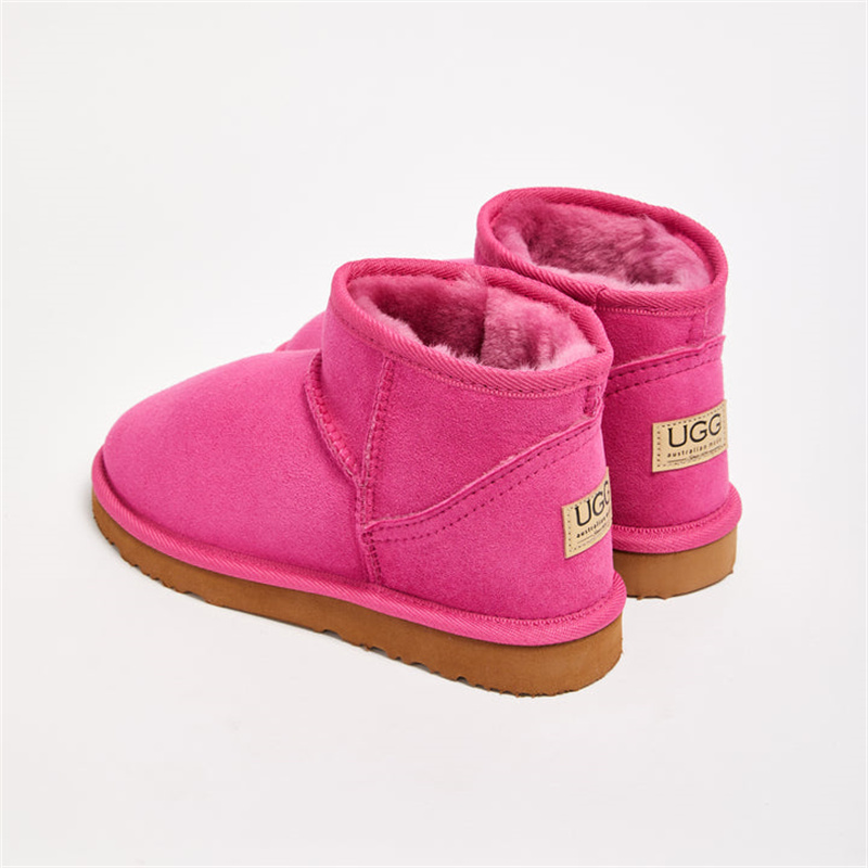 UGG® Women's Classic Ultra Mini Colours