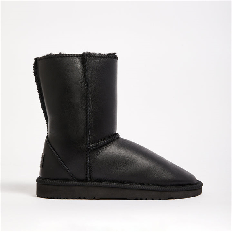 UGG® Women's Classic Nappa Mid