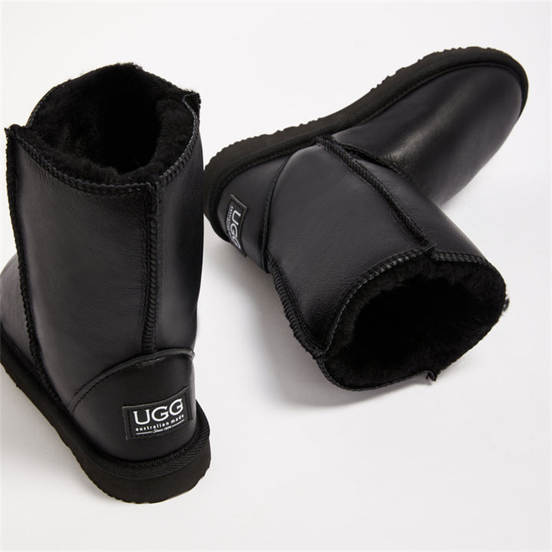 UGG® Women's Classic Nappa Mid