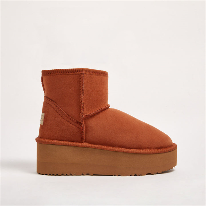 UGG® Women's Classic Mini Platform