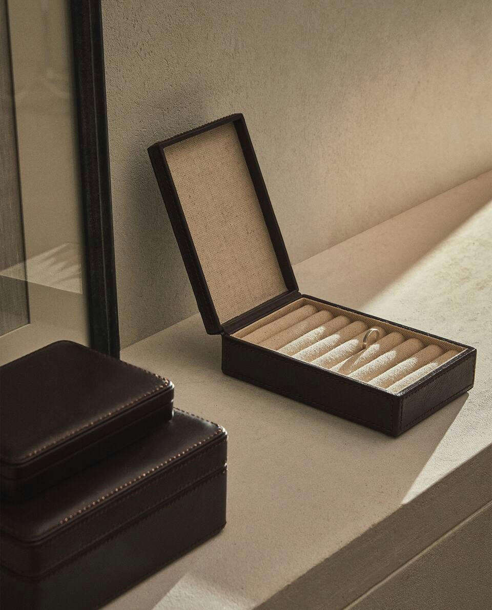 BOXES AND JEWELLERY BOXES