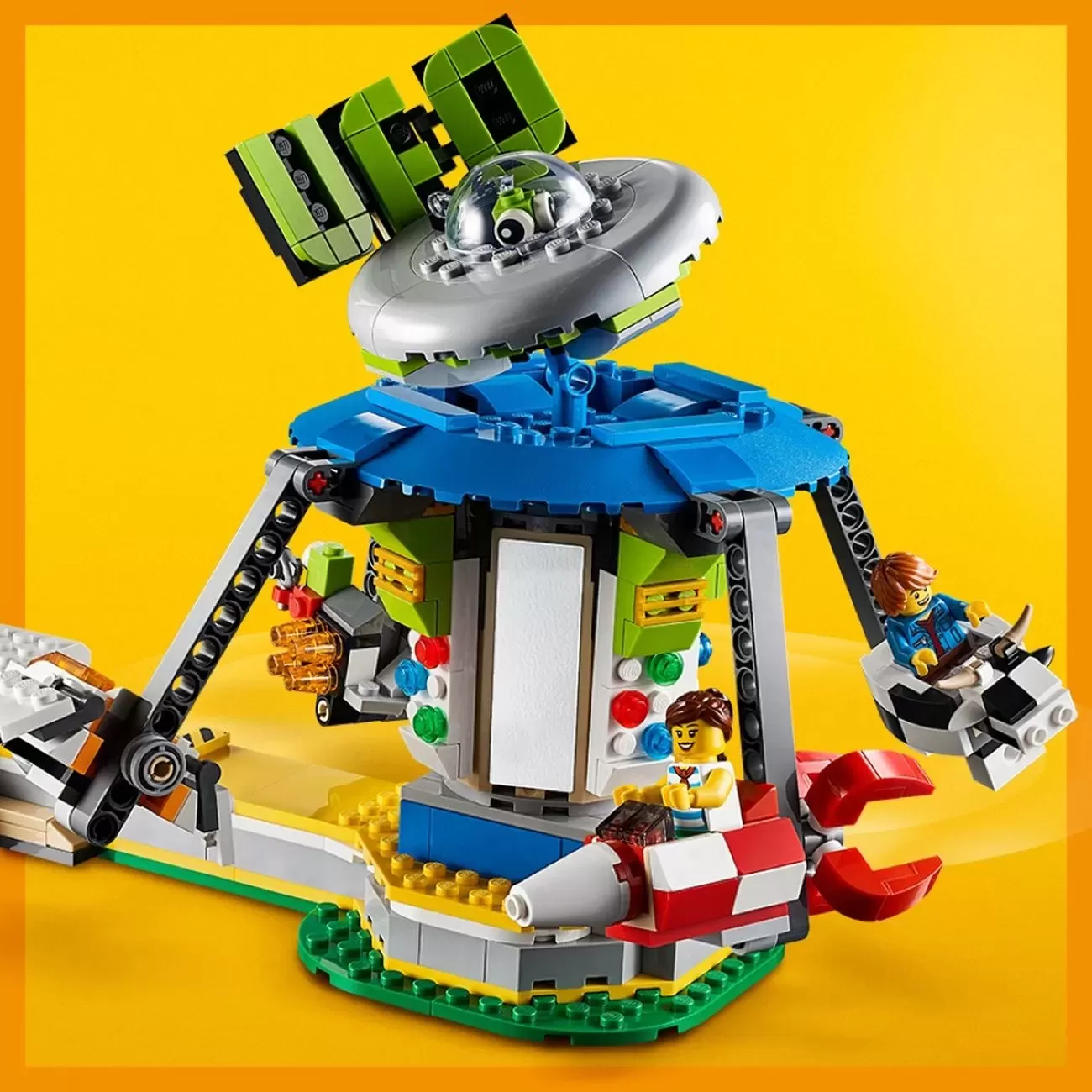 31095 CREATOR FAIRGROUND CAROUSEL