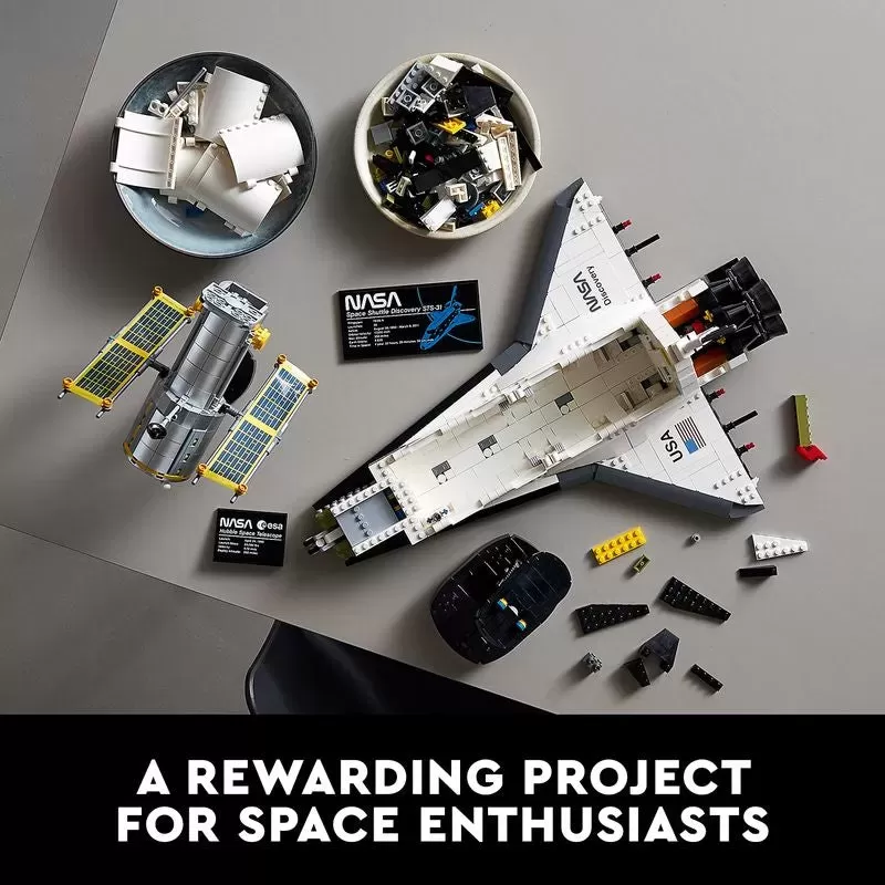 10283 ICONS NASA SPACE SHUTTLE DISCOVERY