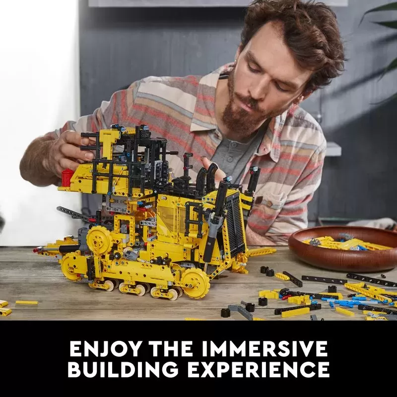 42131 TECHNIC APP-CONTROLLED CAT D11 BULLDOZER