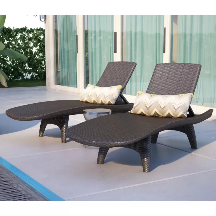 Outdoor Chaise Lounge (Set of 2)