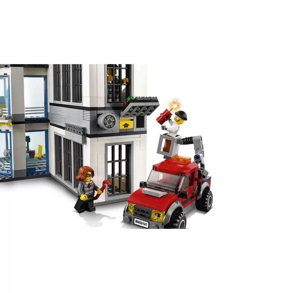 60141 POLICE STATION
