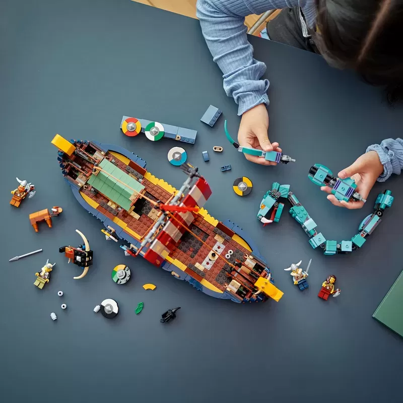 31132 CREATOR VIKING SHIP AND THE MIDGARD SERPENT