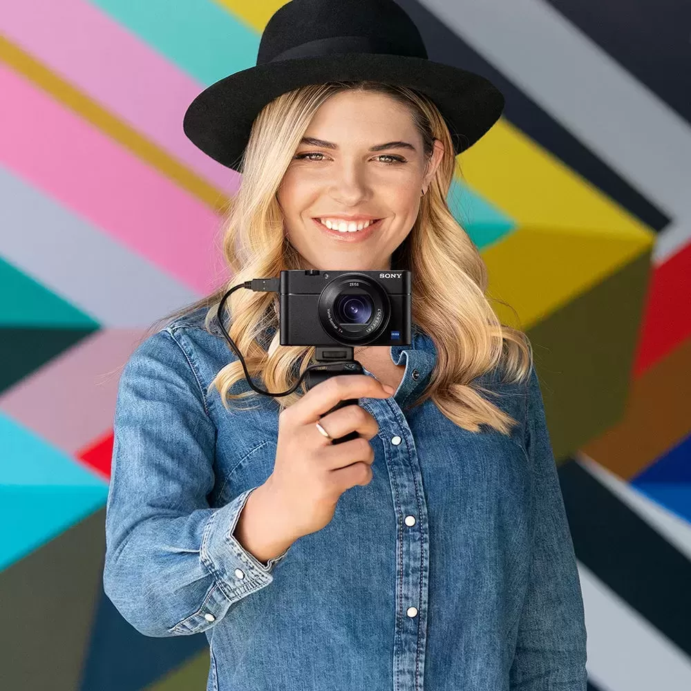 Sony Cyber-shot DSC-RX100 III Digital Camera Video Creator Kit
