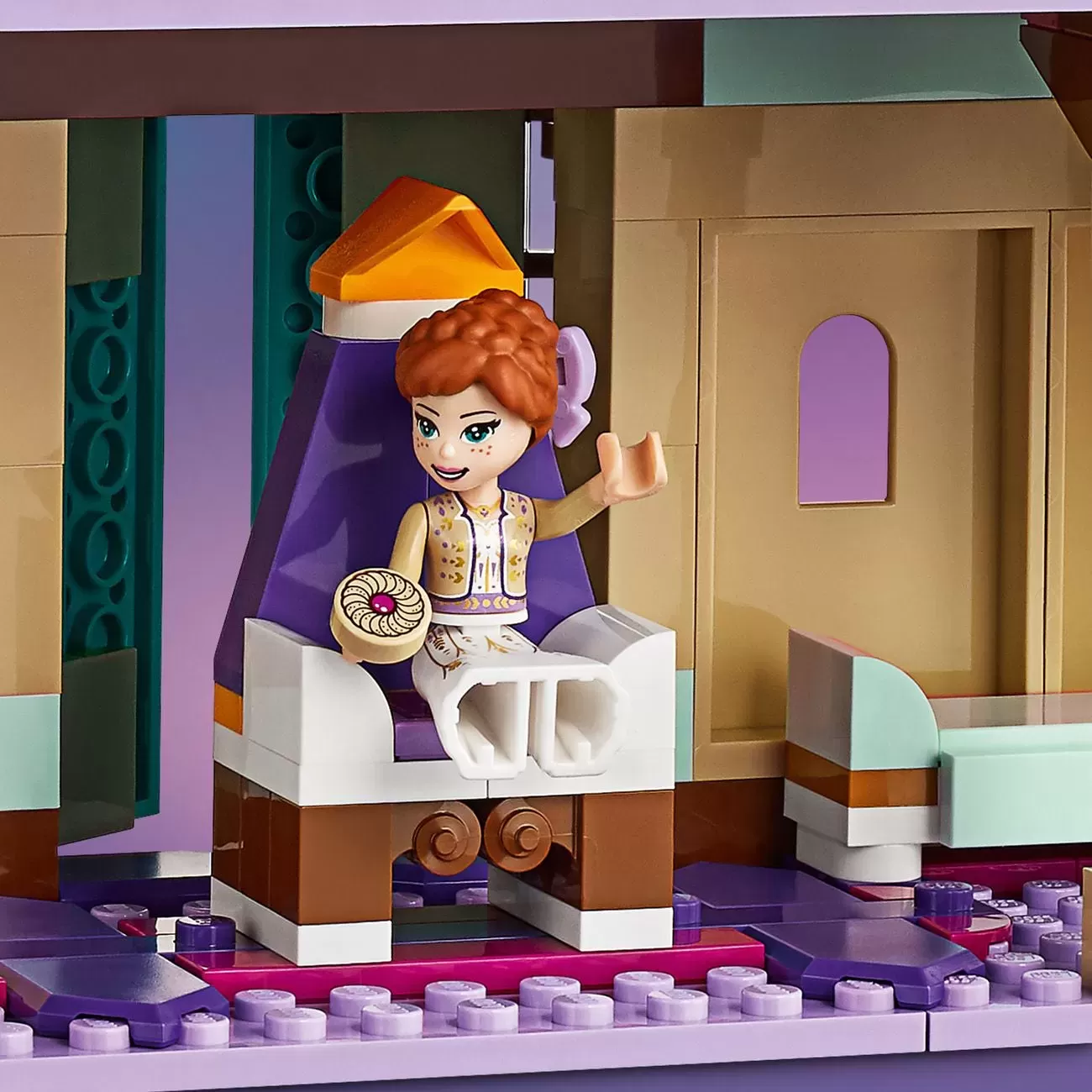 41167 DISNEY ARENDELLE CASTLE VILLAGE